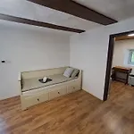 Pod Vinogradi Appartement