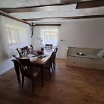 Pod Vinogradi * Skocjan (Skocjan)