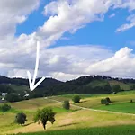 Pod Vinogradi *