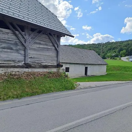 Apartament Pod Vinogradi *