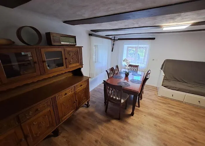 Pod Vinogradi * Skocjan (Skocjan)